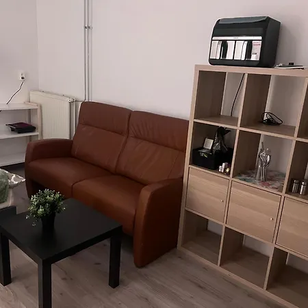 Homestay szállás Assad And Naveera, Steekkant 40 Barendrecht